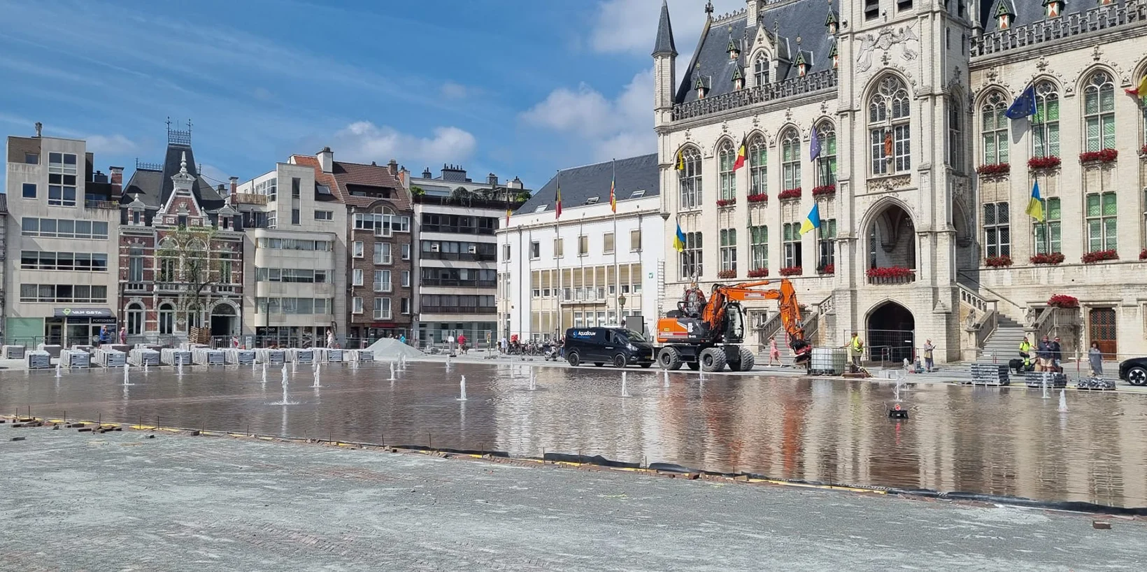 3 spiegelfontein en fonteinplein grote markt sint niklaas projecten aquabouw